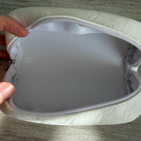 Oakley Urgency OO9158-14 Tortoise/Brown Frame Polarized W/ Case Women Sunglasses - Picture 16 of 16